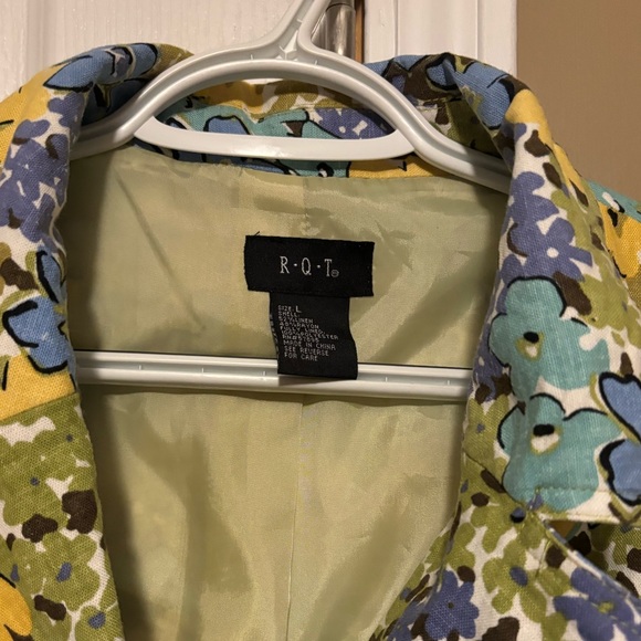 Colorful Floral Women's Blazer - Picture 5 of 6